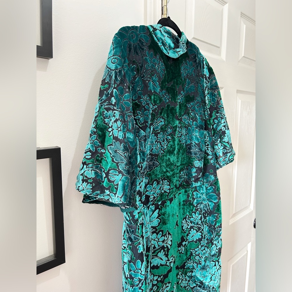 By Anthropologie Floral Velvet Dress in Teal and Black - Picture 5 of 10